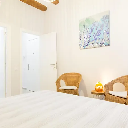 아파트 Novus Homes Sants 바르셀로나