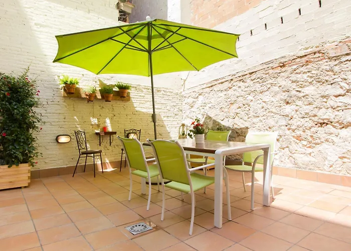 Novus Homes Sants Apartmán *
